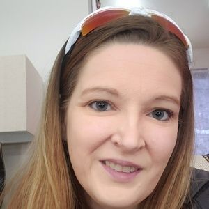 Meet your Posher, Candace